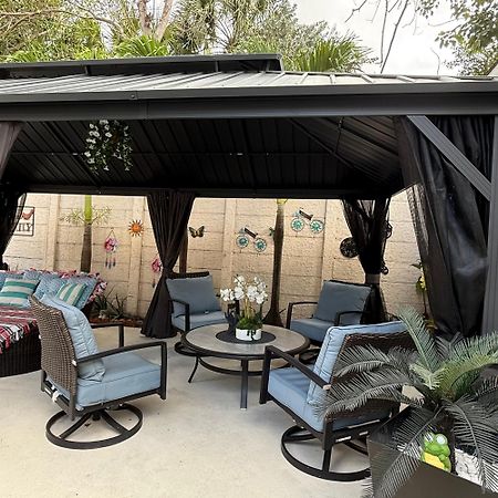 Tiny Place W Private Hot Jacuzzi 7 Min To Miami International Airport Zewnętrze zdjęcie