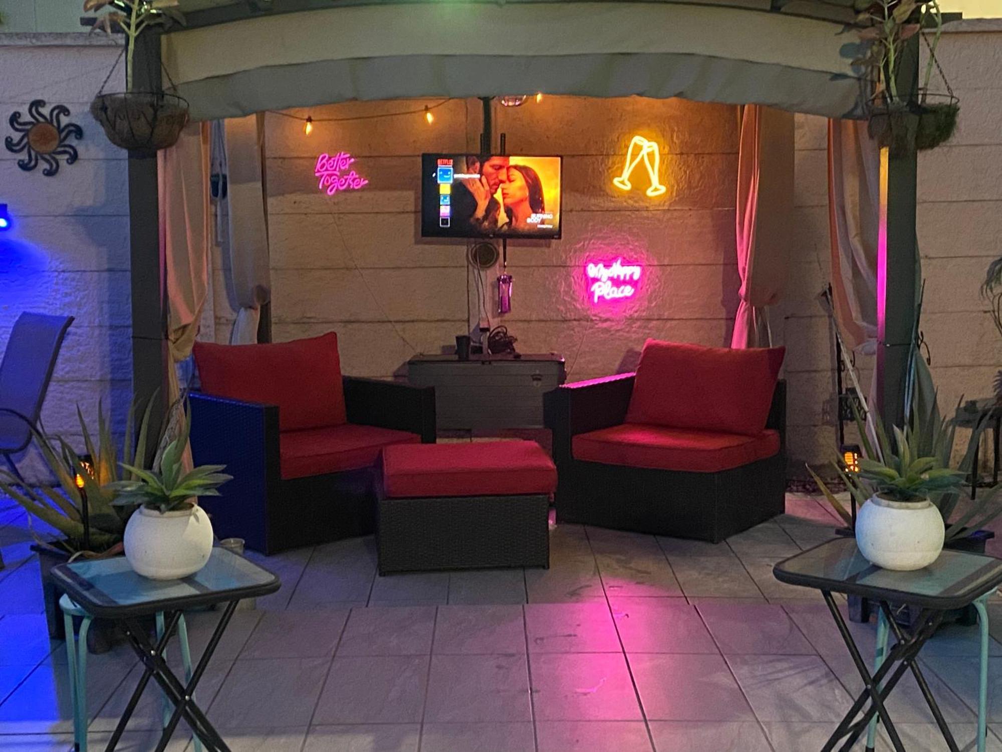 Tiny Place W Private Hot Jacuzzi 7 Min To Miami International Airport Zewnętrze zdjęcie