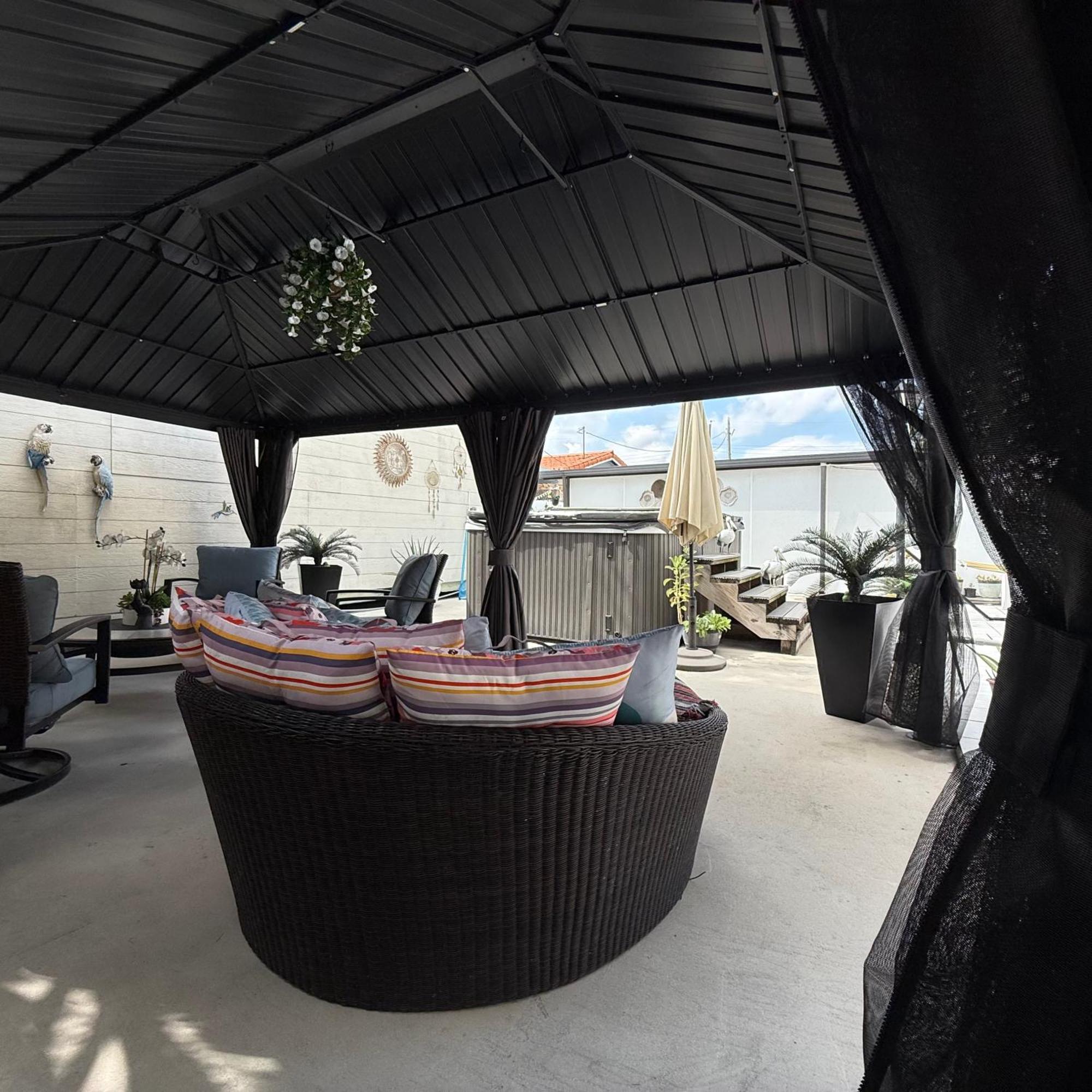 Tiny Place W Private Hot Jacuzzi 7 Min To Miami International Airport Zewnętrze zdjęcie